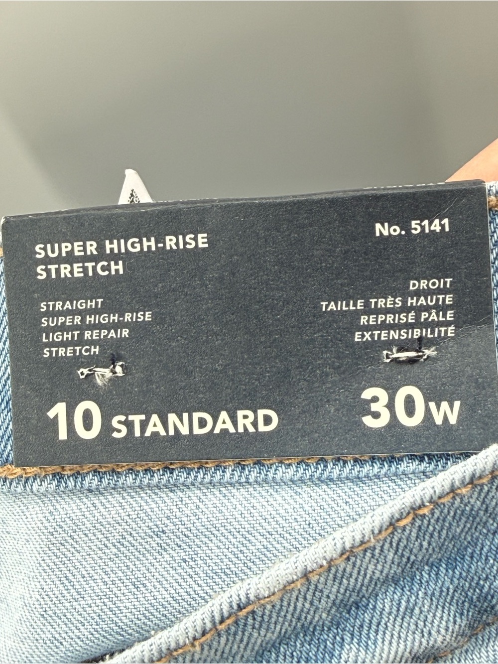 NWT American Eagle Super High Rise Straight Leg Jeans Stretch Light Wash 10 / 30 - Picture 12 of 13